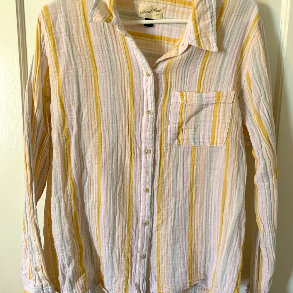Universal Thread Buttondown